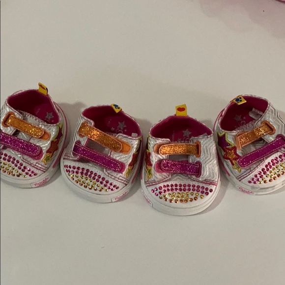 Build-a-bear LOT - clothes, shoes, suitcase + - Picture 6 of 11